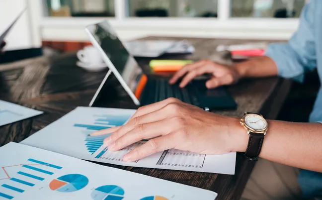 Revenue & Sales